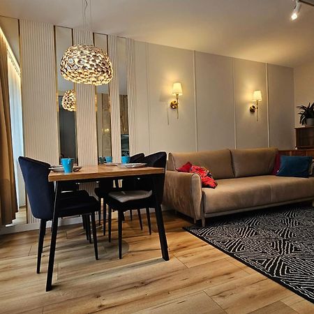 Apartament Metro Варшава Екстериор снимка